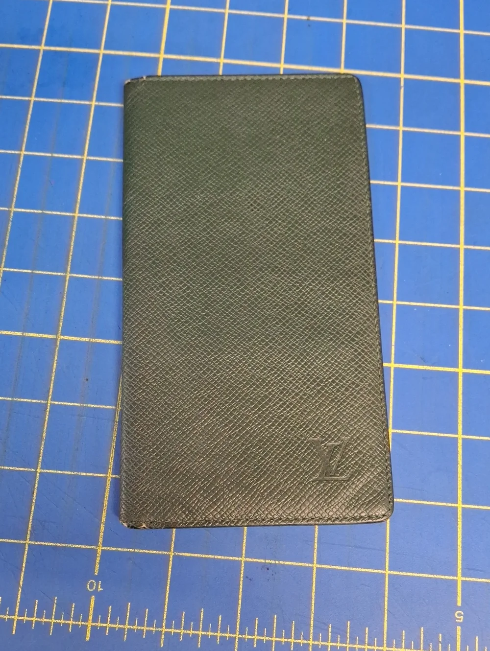 Louis Vuitton Dark Green Textured Leather Long Slim Wallet 7x5 Preloved